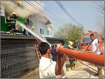 ရန်ကုန်တိုင်းဒေသကြီး၊ ဒလမြို့နယ်၊ တပင်ရွှေထီးရပ်ကွက်၊ မဟာဗန္ဓုလလမ်းနှင့် ဆင်ဖြူရှင်လမ်းထောင့်ရှိ ကာရာအိုကေခန်း မီးလောင်မှု 