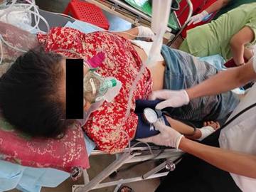 ကရင်ပြည်နယ်၊ ကော့ကရိတ်မြို့နယ်၌ အကြမ်းဖက်အဖွဲ့(စိစစ်ဆဲ)က ကျေးရွာအတွင်းသို့ လက်နက်ကြီးဖြင့် ပစ်ခတ်တိုက်ခိုက်ခဲ့မှုကြောင့် အပြစ်မဲ့ အရပ်သားပြည်သူ တစ်ဦး ထိခိုက်ဒဏ်ရာရရှိ