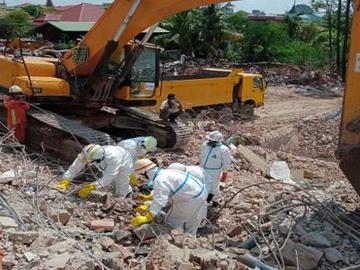 ငလျင်လှုပ်ခတ်မှုကြောင့် ထိခိုက်ပျက်စီးဆုံးရှုံးမှုဖြစ်ပွားခဲ့သောဒေသများတွင် မီးသတ်ဦးစီးဌာနမှ  ရှင်းလင်းရေးလုပ်ငန်းများဆောင်ရွက်မှု 