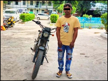 စစ်ကိုင်းတိုင်းဒေသကြီးနှင့် မွန်ပြည်နယ်တို့ရှိ မြို့နယ်အချို့၌ လိုင်စင်မဲ့ မော်တော်ဆိုင်ကယ်များ လက်ဝယ်ထားစီးနင်းသူများအား ဖမ်းဆီးအရေးယူ