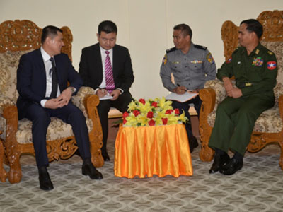 နှစ်နိုင်ငံပူးပေါင်း ဆောင်ရွက်ရေးကိစ္စရပ်များနှင့်စပ်လျဉ်း၍ ရင်းနှီးပွင့်လင်းစွာ အမြင်ချင်းဖလှယ်ဆွေးနွေး